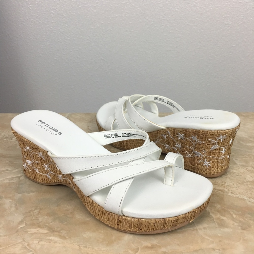 NWOT Kid's Floral Embroidery Sandal Wedges Girls